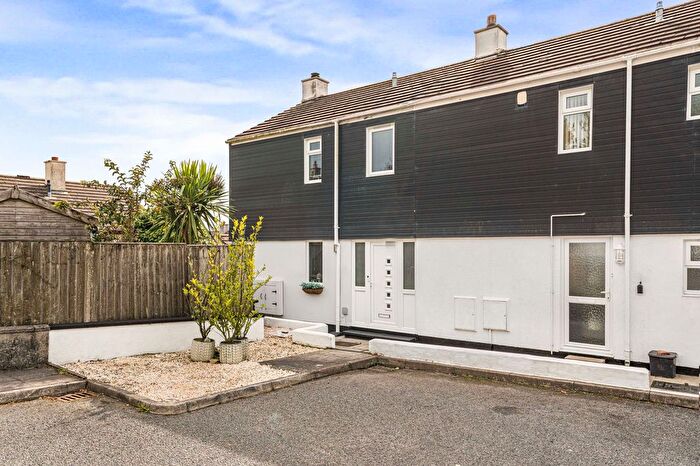 2 Bedroom Semi-Detached House For Sale In Valley View Drive, Truro, TR1
