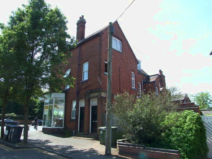 2 Bedroom Property To Rent In Clifton Road, Rugby CV21