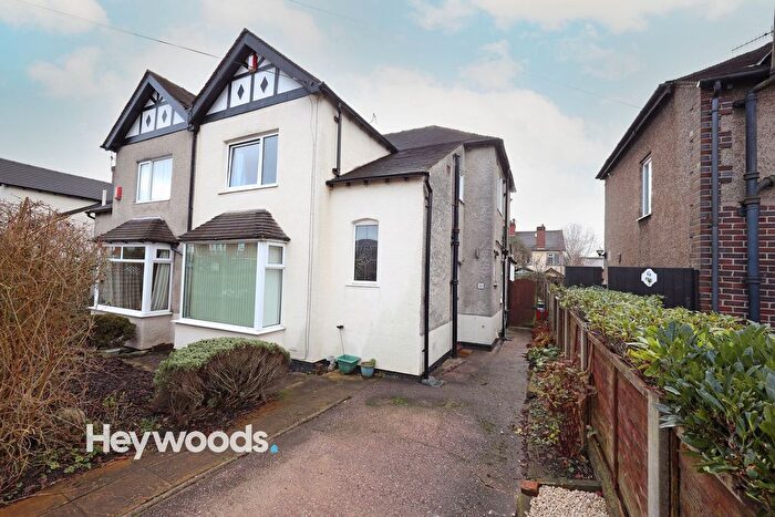 3 Bedroom Semi-Detached House For Sale In Curzon Street, Basford, Newcastle Under Lyme, ST5