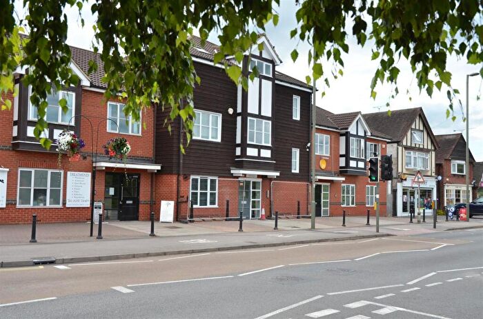 1 Bedroom Apartment To Rent In Firlex House, Firgrove Hill, Farnham, GU9