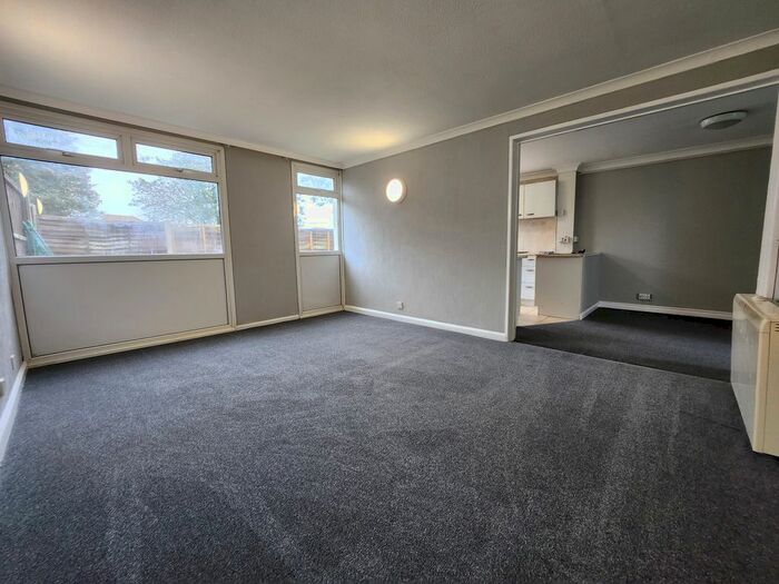 4 Bedroom Terraced House To Rent In Williams Close, Gosport, PO13