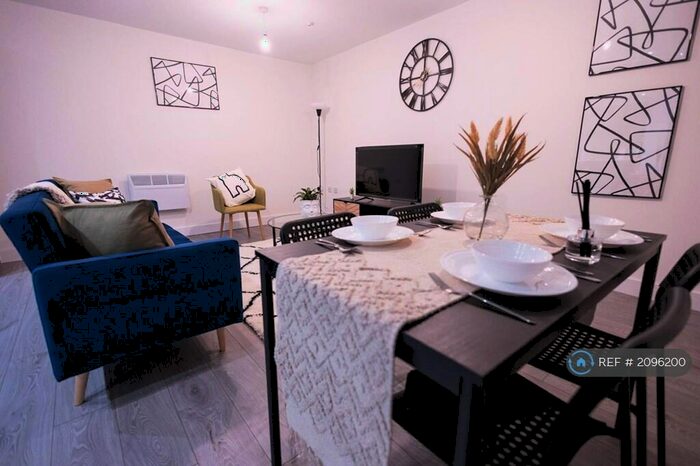 1 Bedroom Flat To Rent In Vivian Court, Hemel Hempstead, HP1