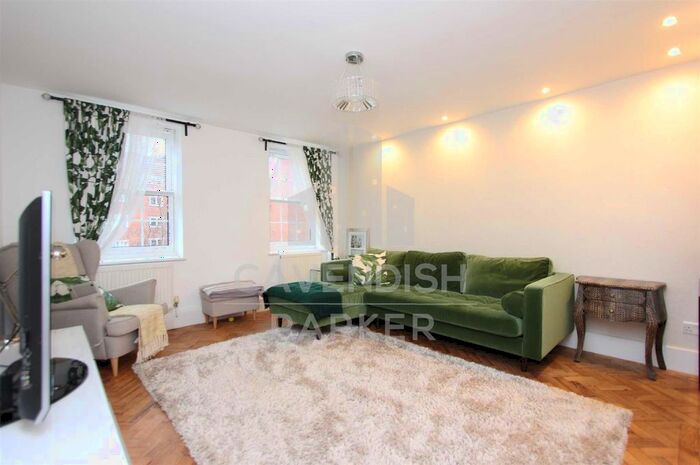 3 Bedroom Flat To Rent In Harold Laski House, Percival Street, London, EC1V