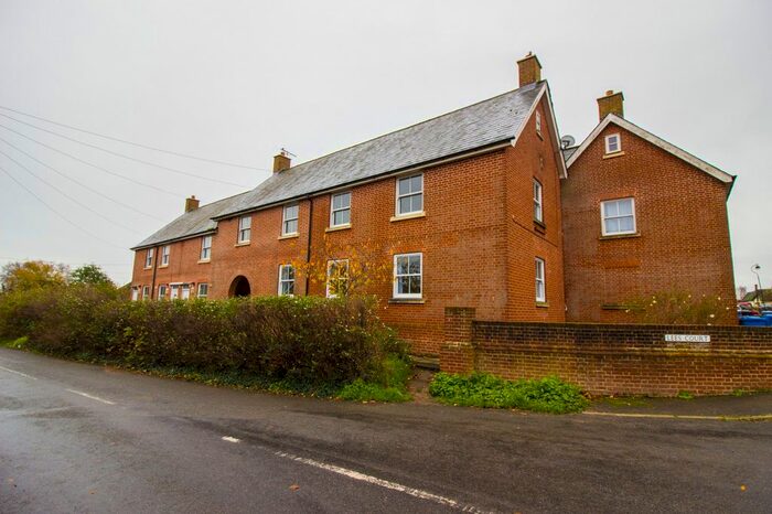 2 Bedroom Flat To Rent In Lees Court, Glemsford, Suffolk, CO10