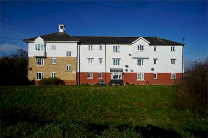 2 Bedroom Apartment To Rent In Oxton Close, Rowhedge, CO5