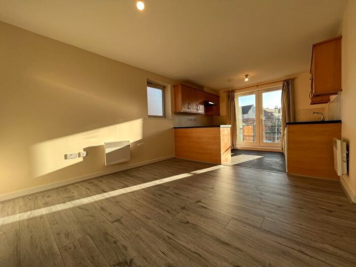 2 Bedroom Apartment To Rent In Barleycorn Drive, Cape Hill, B16