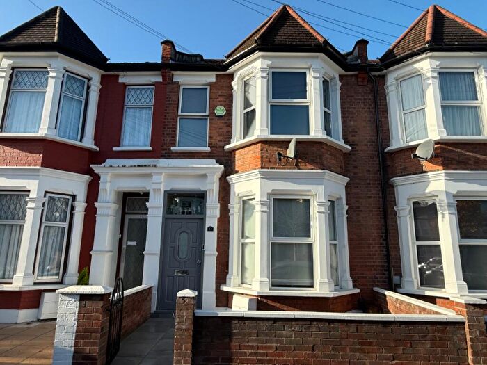 5 Bedroom Terraced House To Rent In Leasowes Road, Leyton, E10
