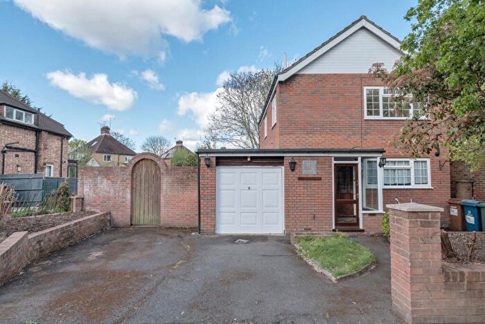 3 Bedroom Detached House For Sale In Cannon Lane, Pinner, HA5