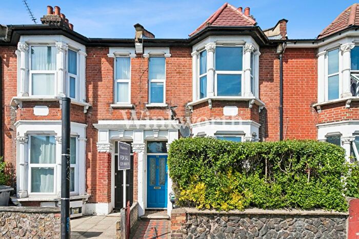 3 Bedroom Terraced House For Sale In Philip Lane, London, N15