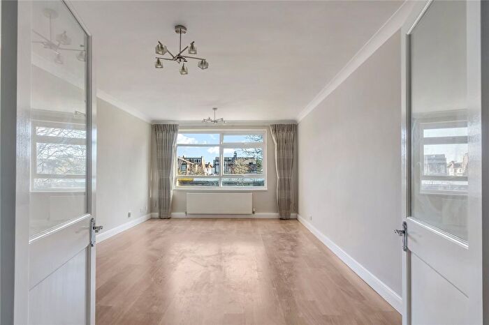 1 Bedroom Flat To Rent In Etchingham Park Road, London, N3