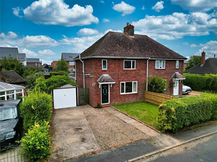 3 Bedroom Semi-Detached House For Sale In Great Horwood, Milton Keynes, MK17