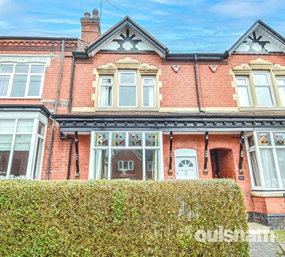 3 Bedroom Terraced House For Sale In Beaumont Road, Bournville, Birmingham, B30