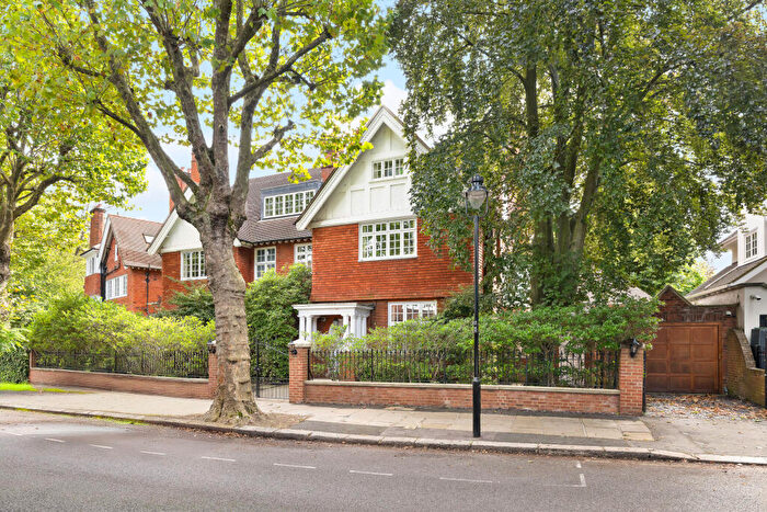 5 Bedroom House For Sale In Wadham Gardens, St Johns Wood, London, , United Kingdom, NW3