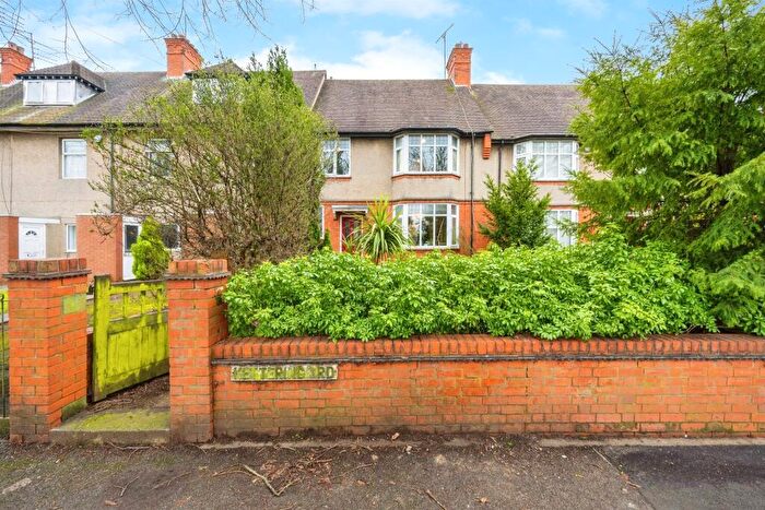 3 Bedroom Terraced House For Sale In Kettering Road, Northampton, NN2
