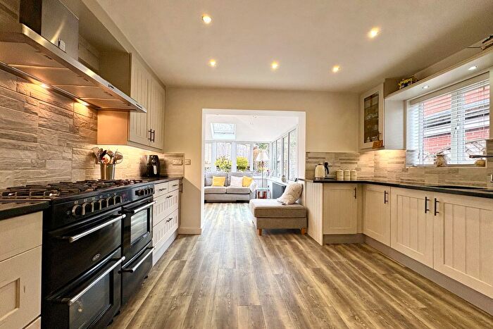 3 Bedroom Detached House For Sale In Cranleigh, Standish, Wigan, WN6