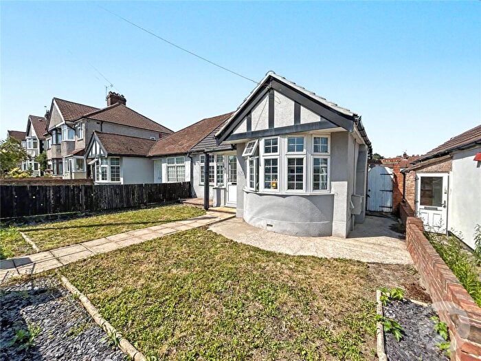 3 Bedroom Bungalow For Sale In East Rochester Way, Sidcup, Kent, DA15