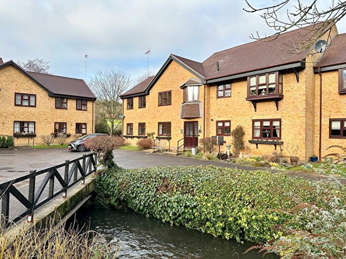 2 Bedroom Property For Sale In Old Mill Close, Eynsford, DA4