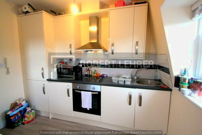 2 Bedroom Flat To Rent In Holloway Road, Archway, N7
