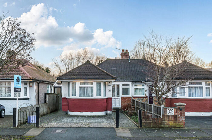 2 Bedroom Bungalow For Sale In Brookfields Avenue, Mitcham, CR4