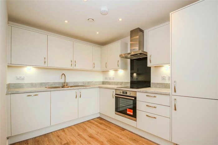 1 Bedroom Apartment To Rent In Beach Road, Weston-super-Mare, North Somerset, BS23