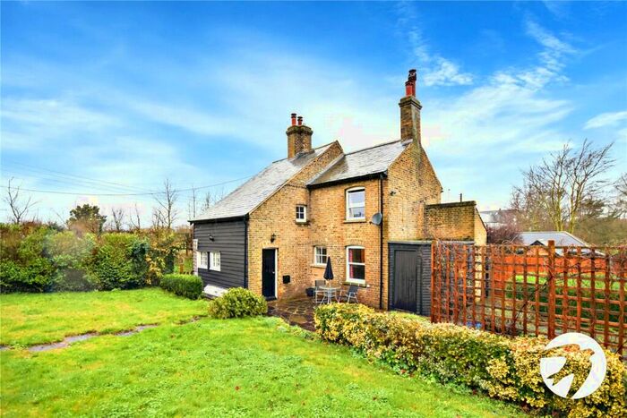 3 Bedroom Detached House To Rent In Horton Road, Horton Kirby, Dartford, DA4