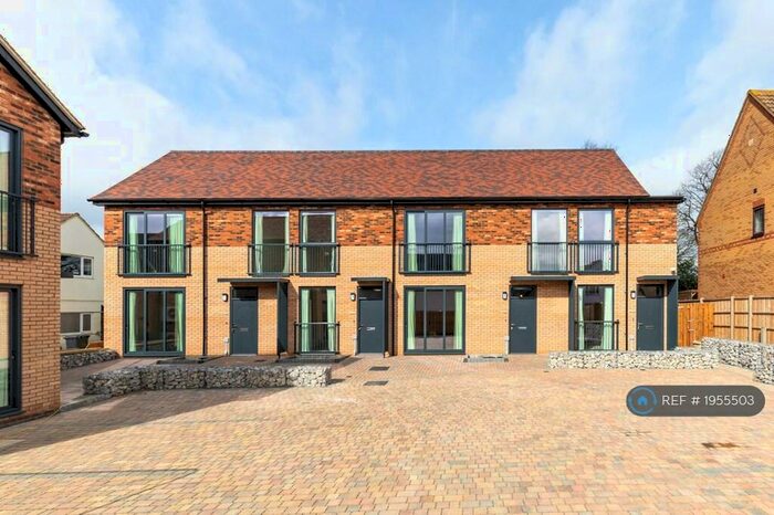 1 Bedroom Flat To Rent In Avenue Mews, Flitwick, MK45