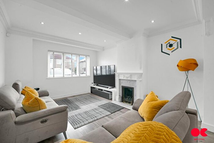 5 Bedroom Terraced House For Sale In Carnforth Gardens, Elm Park, RM12