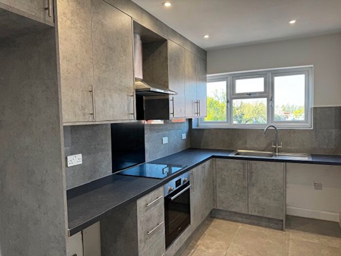 2 Bedroom Flat To Rent In Fieldhouse Drive, Muxton, Telford, TF2