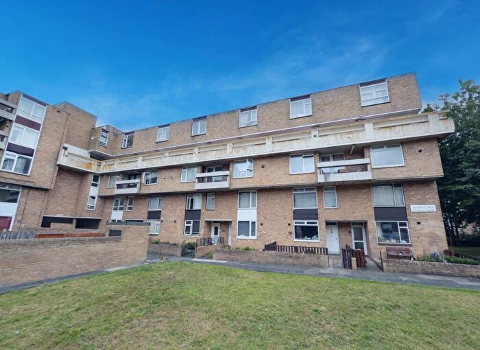 3 Bedroom Maisonette For Sale In No, Waterloo Walk, Washington, NE37