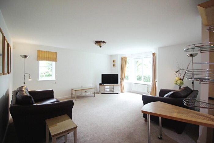2 Bedroom Apartment To Rent In Wycliffe Court, Chester, CH2
