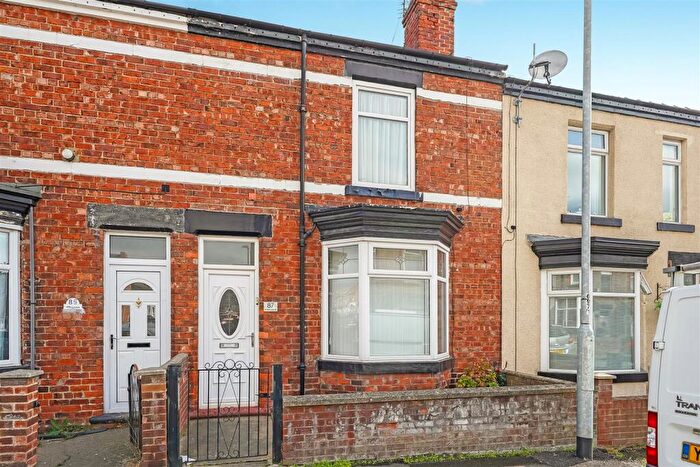 2 Bedroom Terraced House For Sale In Park Lane, Darlington, DL1
