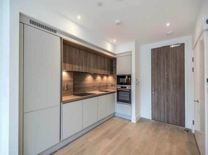 1 Bedroom Flat To Rent In Verto, 120 Kings Road, Reading RG1