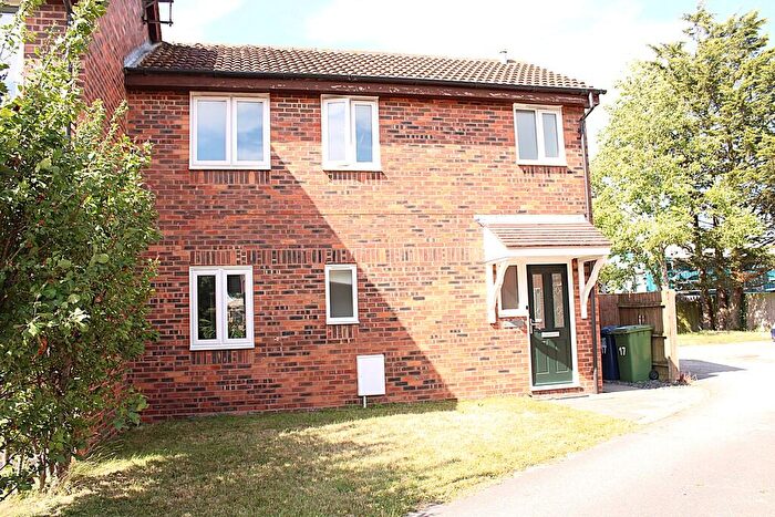 3 Bedroom End Of Terrace House To Rent In Grenadiers Drive, Chatteris, PE16