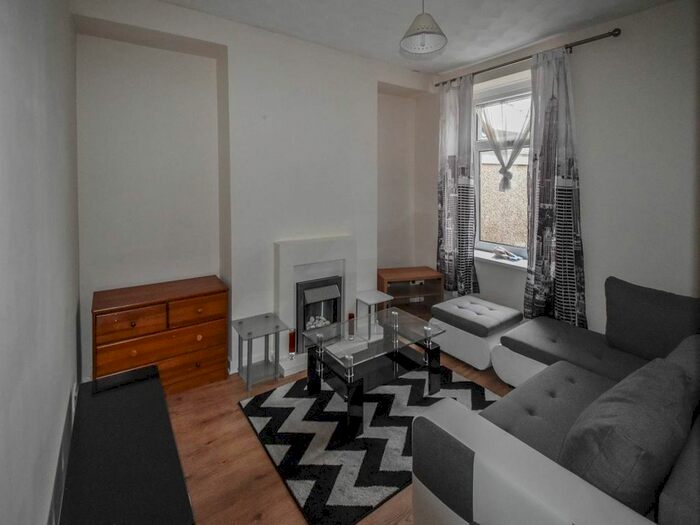 1 Bedroom Flat To Rent In Port Tennant Road, Port Tennant, Swansea, SA1