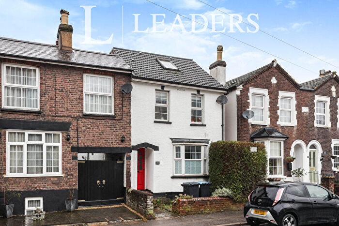 3 Bedroom Terraced House To Rent In Cotterells, HP1