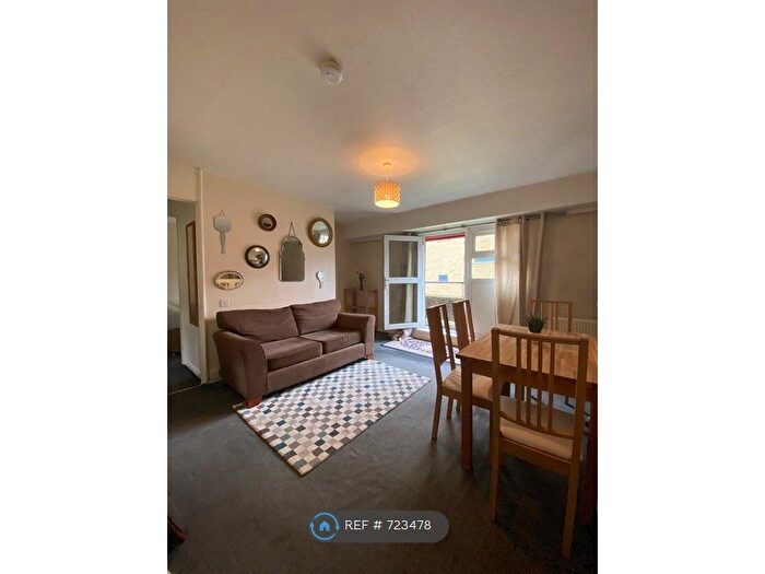 1 Bedroom Maisonette To Rent In Setchell Way, London, SE1