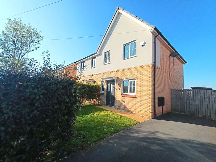 3 Bedroom Semi-Detached House For Sale In Central Way, Liverpool, Merseyside, L24