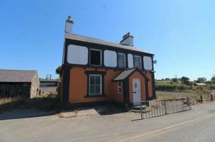 4 Bedroom Land For Sale In Bryncir Arms, Garndolbenmaen, LL51