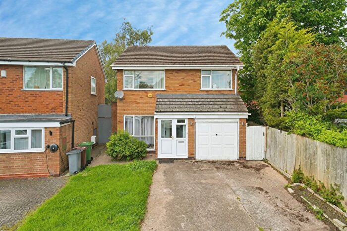 3 Bedroom Detached House For Sale In Foxcote Close, Shirley, Solihull, B90