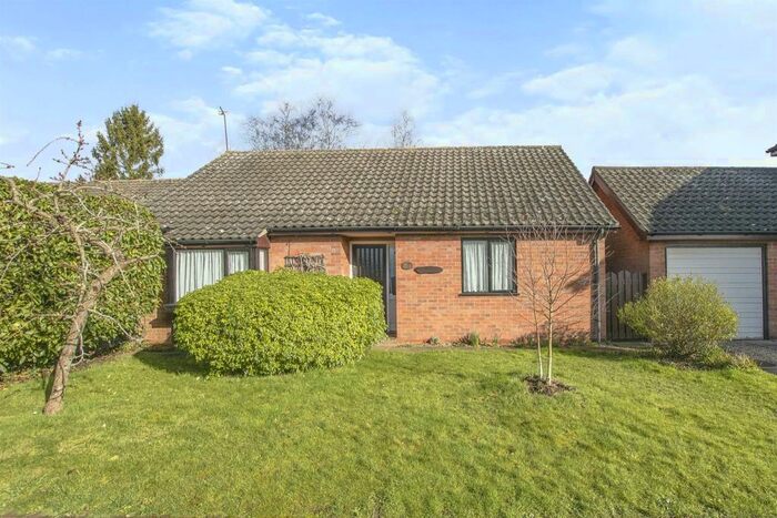 3 Bedroom Detached Bungalow For Sale In St Faiths Close, Great Witchingham, Norwich, NR9