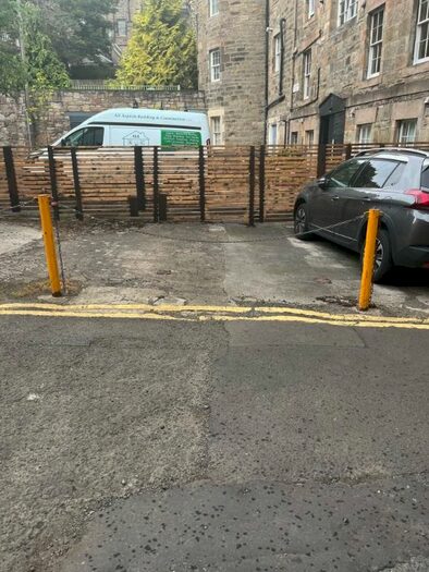 Parking/garage To Rent In Greenside End, Leith, Edinburgh, EH1