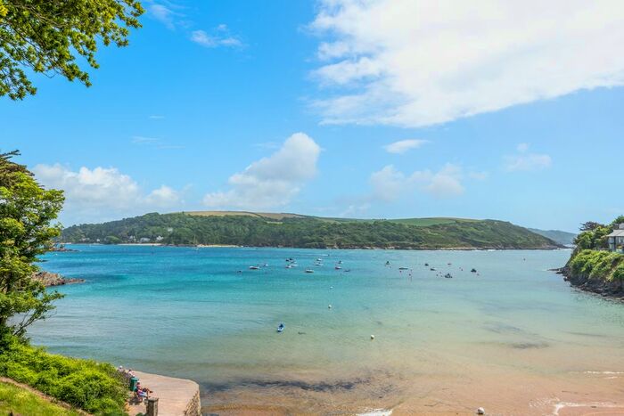2 Bedroom Flat For Sale In Bolt Head, Salcombe, TQ8