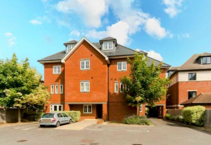 1 Bedroom Flat To Rent In Westgrove Road, Sutton, SM1