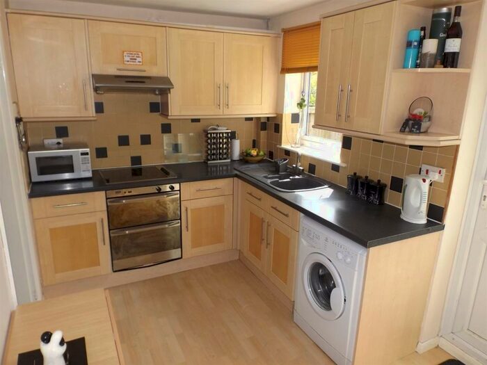 2 Bedroom Terraced House To Rent In Bunting Street, Dunkirk, NG7