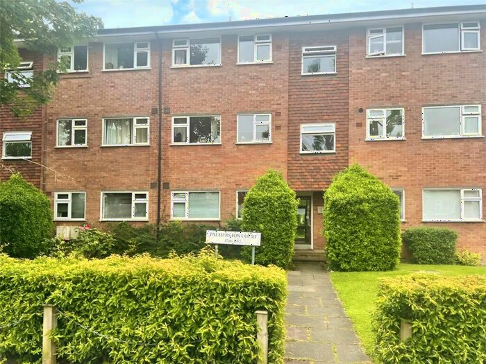 1 Bedroom Flat To Rent In Lovelace Gardens, Surbiton, Surrey, KT6