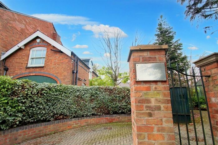 3 Bedroom Detached House To Rent In Harborne Park Road, Harborne, Birmingham, B17