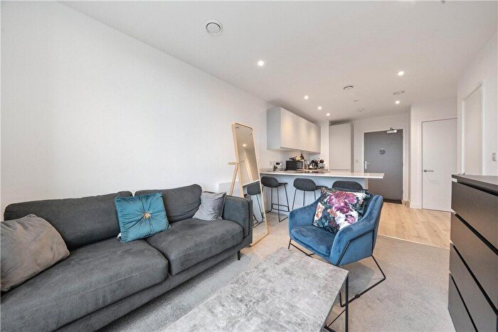 1 Bedroom Apartment To Rent In Wharf End, Trafford Park, Manchester, M17