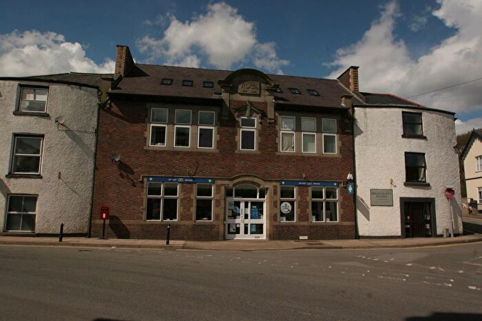 2 Bedroom Flat To Rent In Wylcwm Place, Knighton, LD7