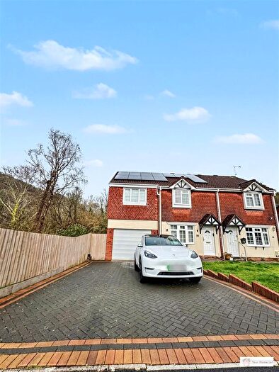 4 Bedroom Semi Detached House To Rent In Holly Park Close, Plymouth, PL5