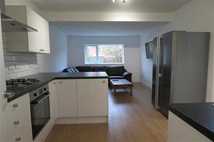 6 Bedroom House To Rent In Bedroom Detached House In Charminster, BH8